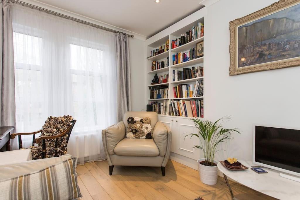 2 Bed Room Flat Near Westfield, West Лондон Экстерьер фото
